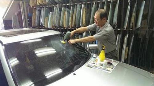 抛光汽车